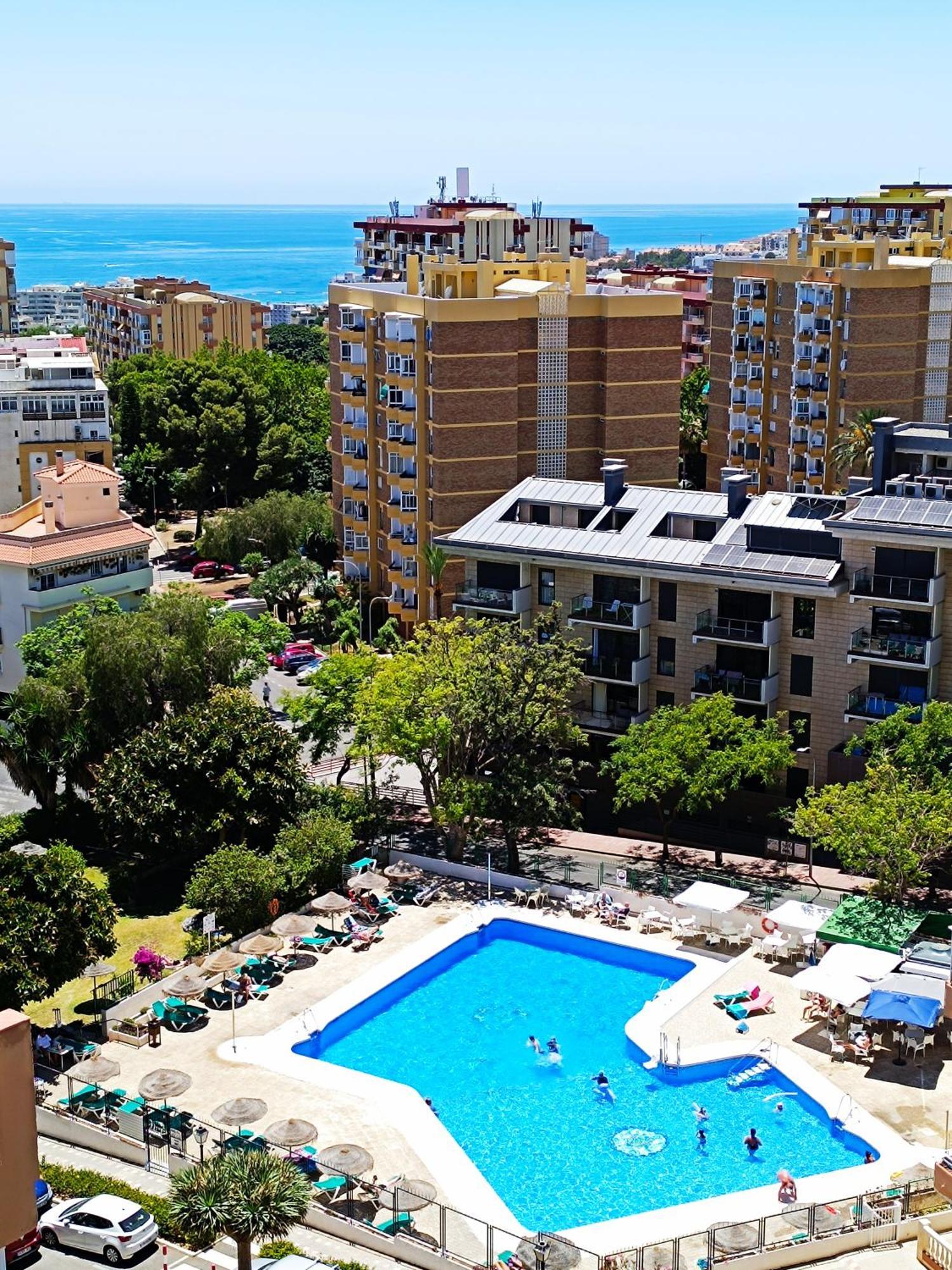 Attico Acuario, 2 Bathrooms Floor With Sea And Mountain Views Lejlighed Benalmádena